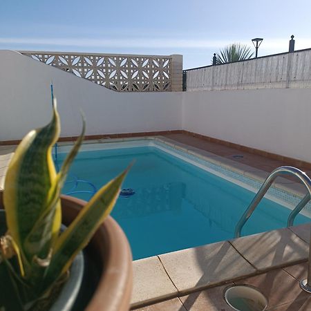Moana Surf House Hostel Corralejo Exterior foto