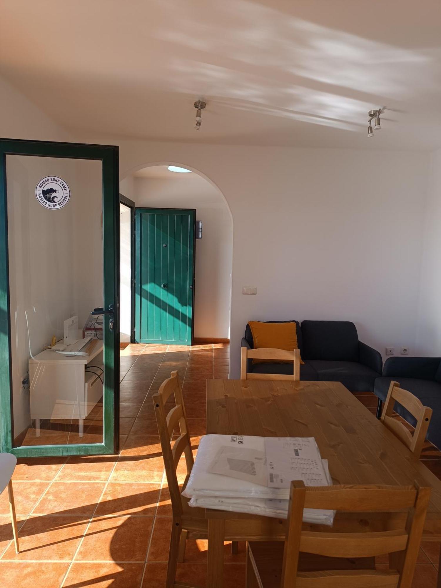 Moana Surf House Hostel Corralejo Exterior foto